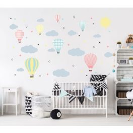 Felhős hőlégballonos falmatrica pasztell