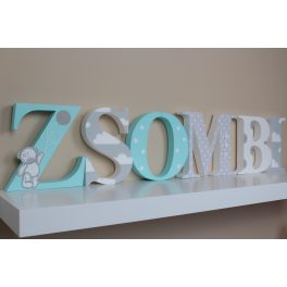   Cyermekszoba Menta-szürke ZSOMBI  stílusú dekor betűk bármilyen névvel!