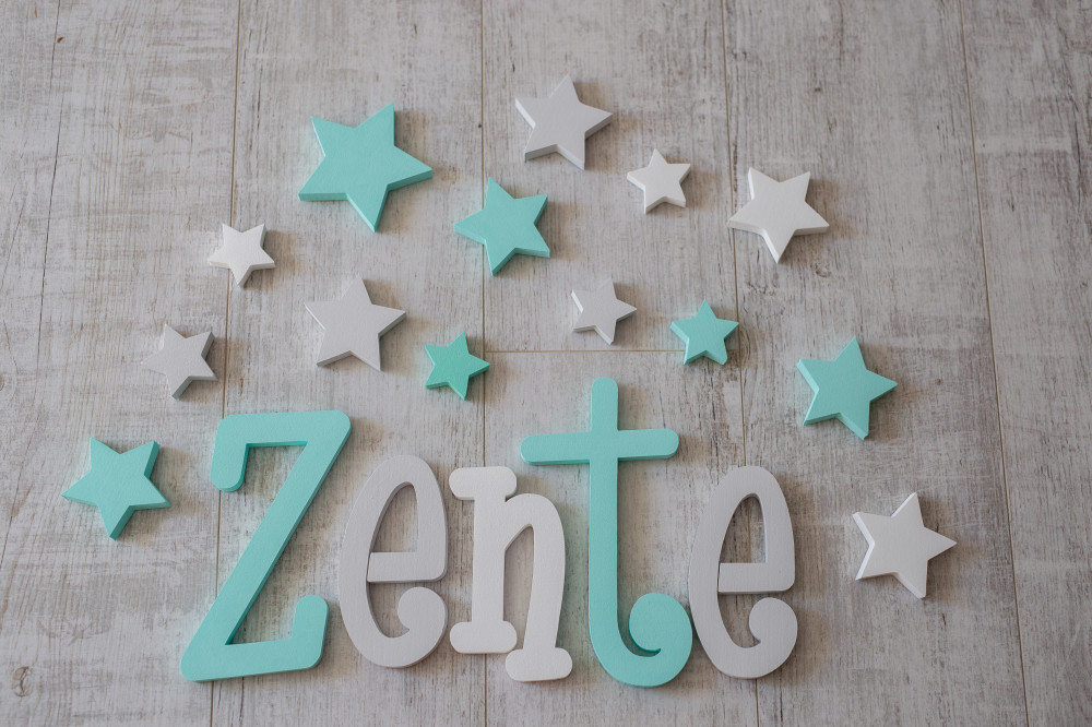 "Zente" minimál stílusú dekor betűk bármilyen névvel és színnel! 