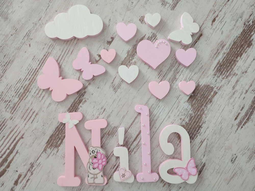 "NÍLA" stílusú dekor betűk bármilyen névvel és színben!